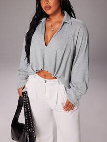 Rustia Retro American Sports Style Low V-Neck Pleated Raglan Sleeve Women Sweatshirt - Grey - View 2