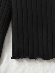 SHEIN 少女黑色针织喇叭袖上衣和开衩格子裙套装，基础百搭，休闲学院风穿搭，少女服装，返校季圣诞节适用，秋冬季少女裙装套装，返校两件套，适合新年、日常、庆祝活动、秋冬季穿着，舒适易搭，秋冬季叠穿单品，时尚少女。 - 彩色 - 查看 4