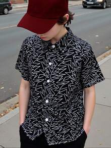 SHEIN Tween Boy Casual Geometric Print Lapel Short Sleeve Woven Shirt - Black - View 7