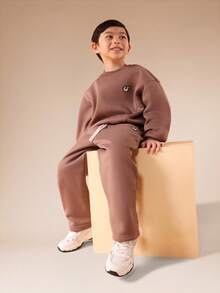 SUMWON 男童灰粉色圆领卫衣和运动裤套装，带小Logo细节 - 棕色 - 查看 5