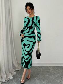 Elenzga Women's Pattern Flared Sleeve Round Neck Fitted Knit Dress - Mint Green - View 3