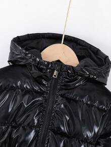 SHEIN Abrigo acolchado con capucha, cintura ceñida y forro brillante para niña joven - Negro - Ver 5