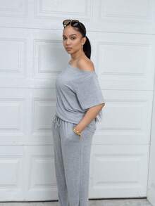 Melissa Matos Conjunto de dos piezas de camiseta sin hombros y pantalones anchos de chándal minimalista, para uso diario, salir y hacer deporte, cómodo estilo urbano de verano para mujeres - Gris - Ver 3