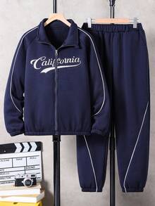 Vacaura 两件套青少年男童时尚藏蓝色高领外套搭配藏蓝色长裤，面料柔软舒适，适合秋季、户外运动、街舞、上学、摄影、郊游等各种场合，是青少年男童秋季必备单品。