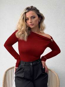 Jeta Ari Body de una sola manga larga y sofisticado moderno con decoración de metal retorcido para mujeres