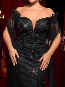 Robe JS Collections Résille Avec Perles - Marine, Taille 12, épaules Dénudées, Neuf Sans étiquettes