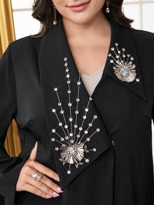 Al Najma Áo choàng Abaya Ả Rập thanh lịch tay dài đính hoa đính đá cỡ lớn cho nữ - màu đen - Xem 3