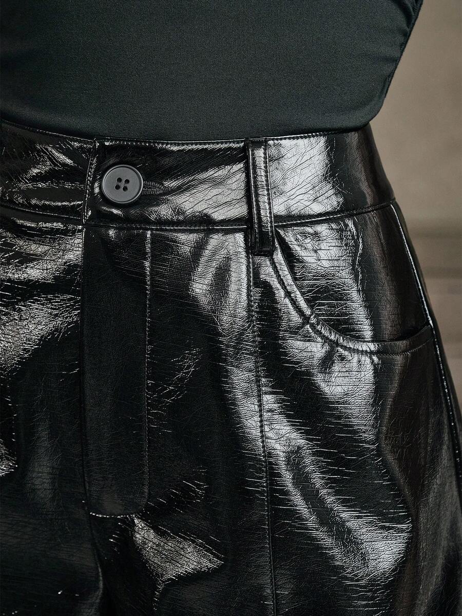 Anewsta Fashionable Commuter Chic Shiny Polarized PU Leather Women's Shorts, Summer New Year's - Black - View 1