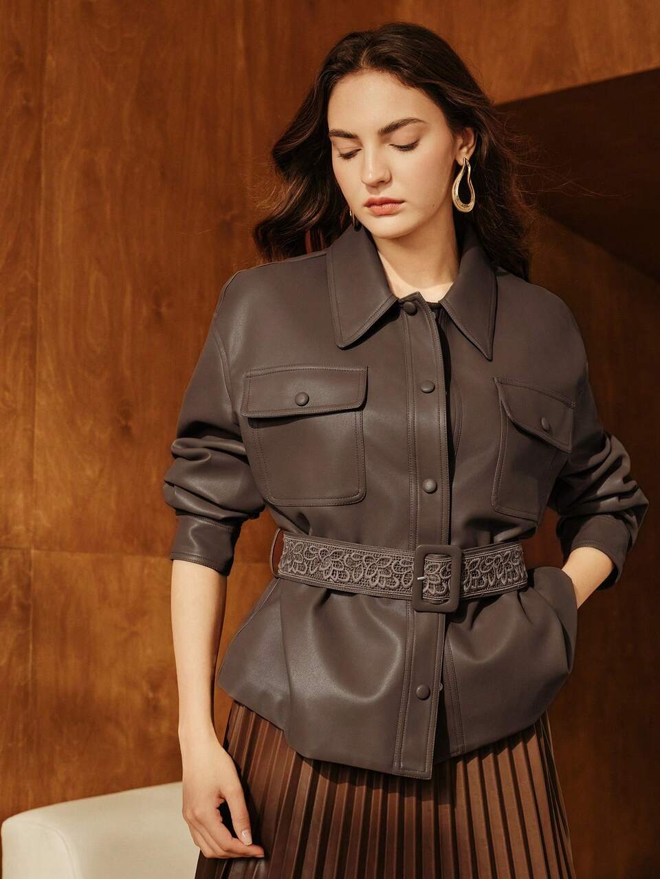 Anewsta Fashionable Coffee Color High-Quality Waist Belt Splicing Lace Waist Leather Jacket, Slim Fit Stylish Age-Reducing PU Leather Top Outerwear For Women