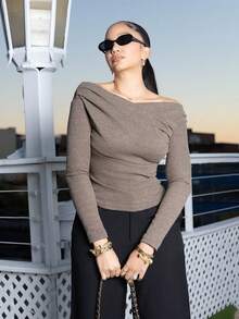 Melissa Matos 1件女士优雅纯色垂褶修身长袖T恤，简约百搭的秋冬装 - 咖啡棕 - 查看 1