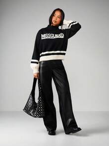 MISSGUIDED 秋冬季粗针织高领毛衣，饰有撞色条纹和品牌标志印花 - 黑與白 - 查看 3