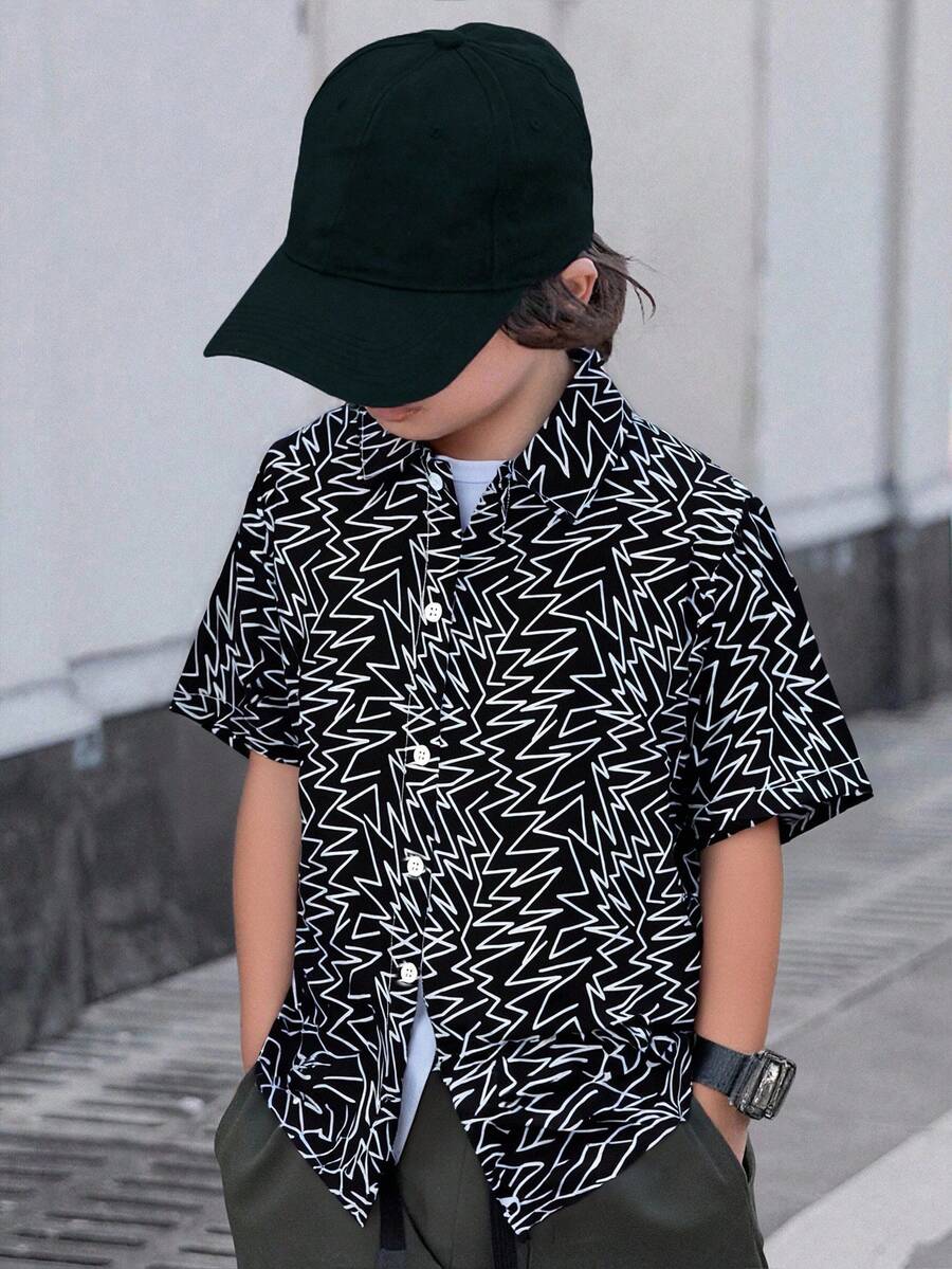 SHEIN Tween Boy Casual Geometric Print Lapel Short Sleeve Woven Shirt - Black - View 1