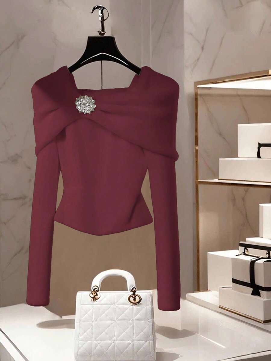 Elenzga Sweater Rajut Pendek Ukuran Plus Wanita Elegan untuk Sehari-hari, Model Bahu Terbuka, Warna Polos, Kerah Syal, Lengan Panjang, Dekorasi Rhinestone Logam, Model Kerut, Pas Badan, Musim Gugur - Burgundy - View 1
