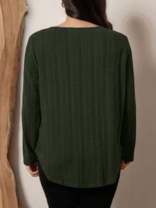 SHEIN LUNE Plus Size Casual Long Sleeve Textured Fabric T-Shirt With Curved Hem, Suitable For Autumn/Winter Holiday - Army Green - View 3