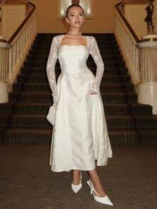 Glamine Charm Glamine Glamine 优雅蕾丝拼接 3D 立体花卉方领长袖 A 字连衣裙，白色宴会礼服，白色撞色蕾丝连衣裙，彩排晚宴礼服，薄纱花朵，甜美风格 - 白色 - 查看 5