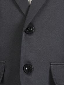 SHEIN 青少年男童绅士两件套：简约西装外套 + 纯色休闲裤，无需领带和配饰，适合生日派对、晚宴、婚礼、洗礼、毕业典礼、婚礼宾客、花童、戒指童、返校季等场合。 - 深灰色 - 查看 5