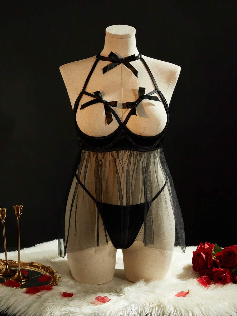 SpicyHot 2pcs Plus Size Sexy Lingerie Set With Mesh Patchwork And Underwire - Black - View 1