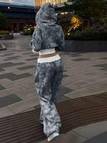 Rovax 2pcs Women Camouflage Print Hooded Zip-Up Jacket And Drawstring Waist Sweatpants Set - Multicolor - View 2