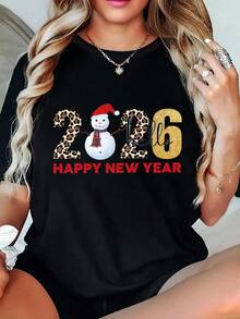 EMERY ROSE 女士们，2026新年快乐！雪人和金色2026印花宽松T恤 - 黑色宽松款式，饰有豹纹字母，可机洗休闲T恤，是圣诞节和新年庆祝活动的完美之选。 - 黑色 - 查看 1