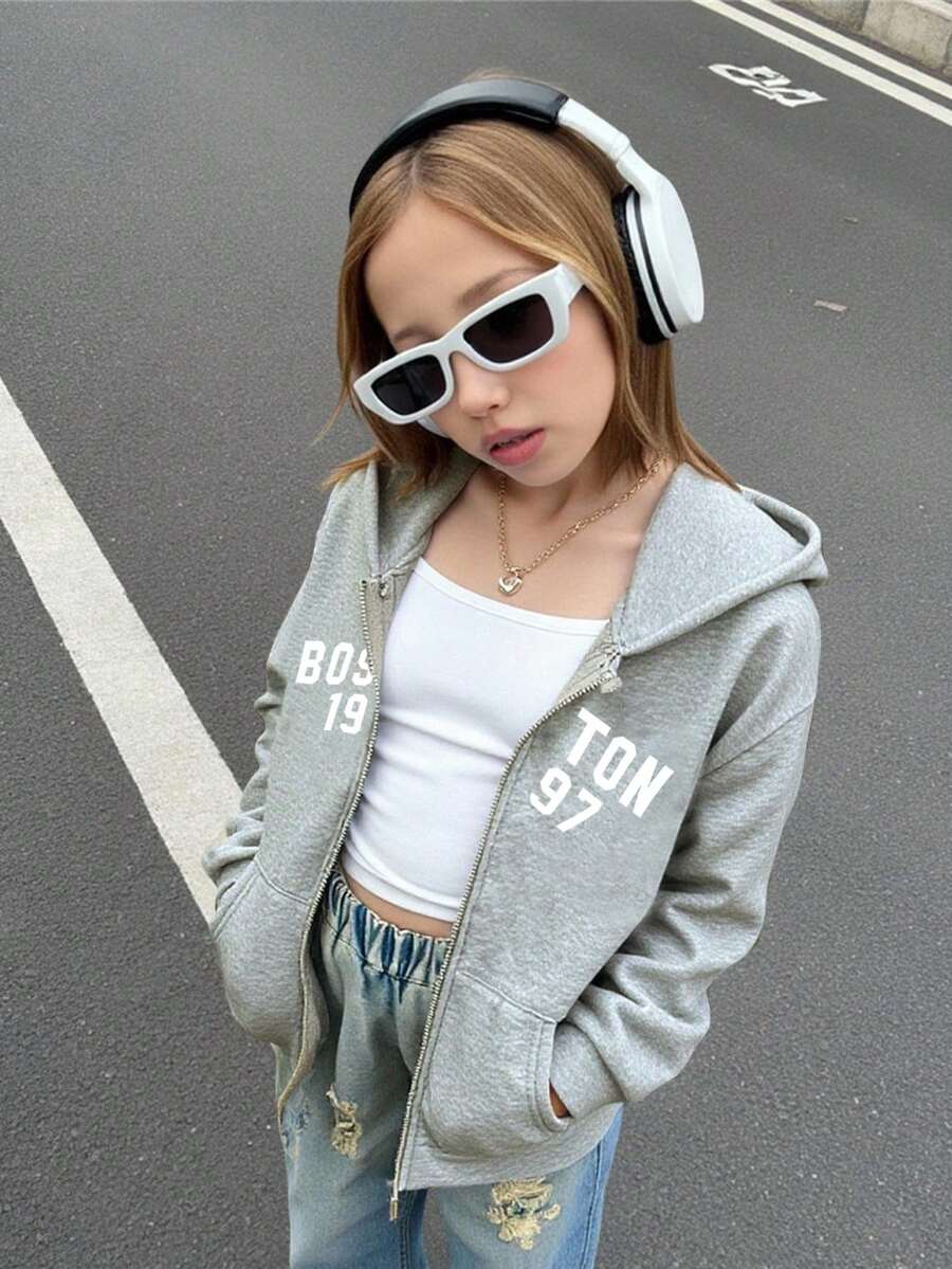 SHEIN 1件少女高档灰色连帽字母波士顿城市印花拉链长袖外套,百搭街头风,日常穿着舒适,适合秋冬季节穿着。灰色拉链卫衣,灰色立领拉链赛车风格卫衣。 - 灰色 - 查看 1