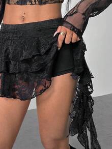 SHEIN PETITE Chân váy ren sóng cạp thấp dáng suông phối cùng quần short ngắn để che chắn hở hang, thích hợp cho kỳ nghỉ, phong cách bohemian, tiệc tùng, lễ hội. - màu đen - Xem 10