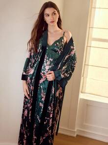 MOTF PREMIUM VESTIDO DE DORMIR DE CAMISOLA DE TERCIOPELO CON ESTAMPADO FLORAL DE ENCAJE CONTRASTANTE - Verde Oscuro - Ver 6