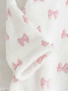 两件套女童睡衣套装，粉色蝴蝶爱心法兰绒印花，舒适柔软的圆领长袖抓绒上衣和裤子，适合日常穿着，秋冬季节。 - 淺粉色 - 查看 3