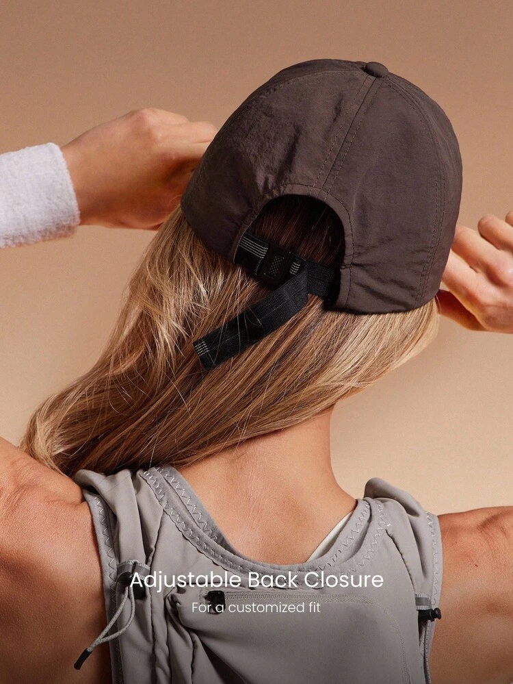 Gorra X Discovery Sunny Sidekick con paneles reflectantes impermeables y transpirables, correas ajustables en la espalda, visera desmontable y protección solar para senderismo, actividades al aire libre, running y entrenamiento
