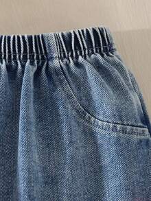 SHEIN Playful Pals Girls Casual Cute Round Neck Raglan Sleeve Loose Cropped Butterfly Print T-Shirt And Elastic Waist Straight Loose Jeans Pants With 3D Bow Design, Back To School Outfit, All Season - Burgundy - View 5