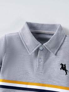 SHEIN 2pcs/Set Young Boy Knight Striped Print Polo Collar Short Sleeve T-Shirt And Pants, Casual Outfit - Multicolor - View 4