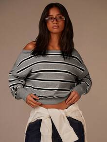 Athîral Áo dệt kim ôm dáng nữ kiểu dáng thường ngày, vai lệch, sọc xám đen, thích hợp cho mùa thu đông, mềm mại và thoải mái, áo sọc, áo len croptop, áo dài tay sọc, trang phục cho năm mới. - Xám - Xem 4