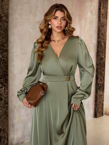 Roveilla Đầm dài tay chữ A cổ chữ V phối ren satin, eo thắt khóa kim loại, thanh lịch, lãng mạn, phù hợp mặc đi làm, thường ngày, phong cách đường phố, nơi làm việc, mùa thu/đông - xanh quân đội - Xem 5