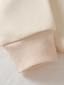 SHEIN 2件套少女水豚奶茶印花圆领长袖卫衣和喇叭裤，舒适针织长袖运动上衣，可爱卡通设计，适合秋冬休闲穿着，可爱配套喇叭裤套装，青少年喇叭裤套装，女童卫衣直筒裤套装，少女猫女服装 - 彩色 - 查看 4