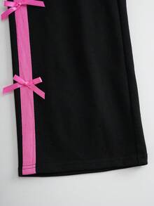 HELLO KITTY AND FRIENDS | SHEIN 2 件套青少年女孩可爱卡通印花圆领落肩长袖运动衫和蝴蝶结装饰裤休闲装，黑色 - 黑色 - 查看 7