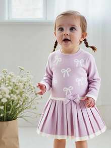 SHEIN Playful Pals 女婴休闲时尚蓝色褶皱下摆蝴蝶结针织长袖连衣裙。柔软舒适。适合秋冬季节、圣诞节、开学季、派对等场合穿着。 - 淺灰紫 - 查看 5