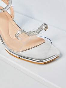 Mini mi 女童水钻蝴蝶结透明带银色高跟凉鞋——迷你公主梦幻造型。 - 銀色 - 查看 6