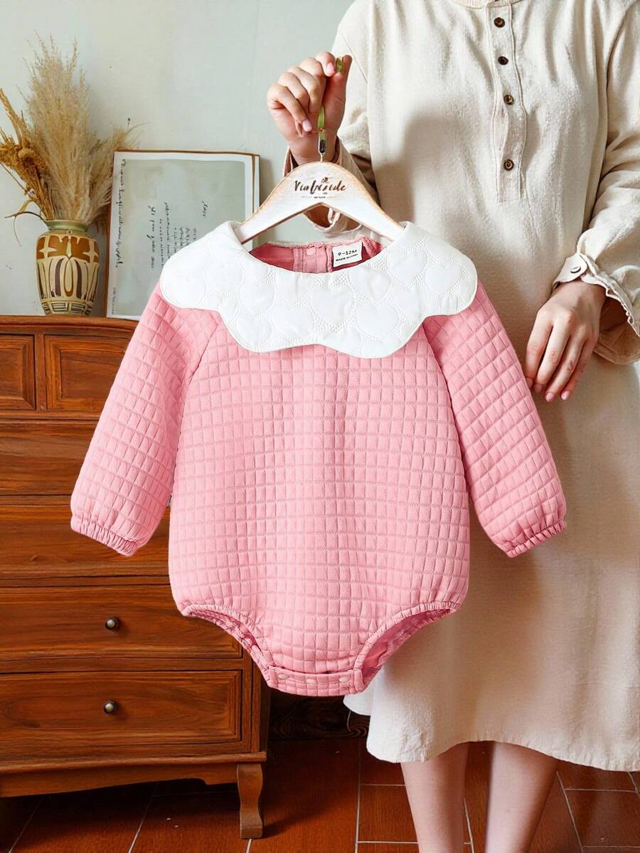 SHEIN Vintaside Kids 女婴简约时尚针织提花灯笼袖连体衣,适合外出和聚会,秋冬季 - 粉色 - 查看 1