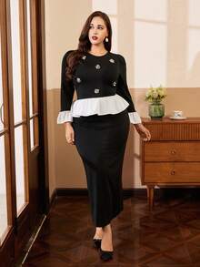 Auvina Plus Size Contrast Color Round Neck Long Sleeve Top And Fitted Skirt 2 Pieces Set - Black - View 1