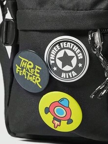 ROMWE Grunge Punk 輕便商務休閒中型郵差包釋放扣裝飾帶包飾和徽章適合青少年女孩女大學生、菜鳥和白領非常適合辦公室、大學、工作、商務、通勤、戶外、旅行、郊遊 - 黑色 - 查看 3