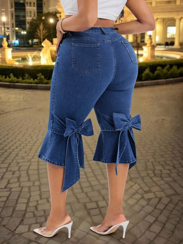 Slaydiva 大码女式弹力牛仔裤，饰有蝴蝶结，修身休闲七分喇叭裤腿牛仔套装 - 深色水洗藍 - 查看 4