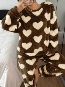 SHEIN 女士可爱爱心图案加厚抓绒睡衣套装，长袖上衣和裤子，秋冬爱心睡衣套装，咖啡色睡衣，秋季服装，蓬松舒适 - 彩色 - 查看 6