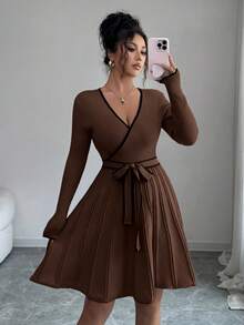 SHEIN Elenzya Váy len peplum viền tương phản cổ chữ V ôm sát thanh lịch dành cho nữ, mùa thu/đông - màu nâu - Xem 7