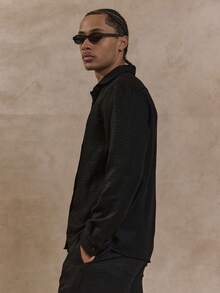 Musero Camicia oversize a maniche lunghe con collo asimmetrico, abbottonatura frontale, tasca frontale, tessuto lavorato, adatta per autunno/primavera-estate - nero - Visualizzare 3