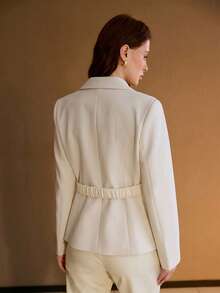 MOTF PREMIUM 女士通勤风时尚系带翻领西装外套 - 杏色 - 查看 3