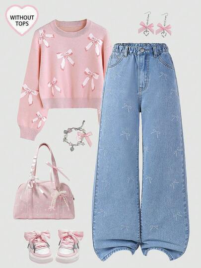 SHEIN Explorewe 少女宽松牛仔裤，浅蓝色牛仔布，休闲舒适，阔腿版型，柔软的牛仔面料如云朵般轻盈，蝴蝶结点缀甜美，弹性腰带穿着舒适，适合上学、休闲外出、约会和户外活动。蝴蝶结印花牛仔裤