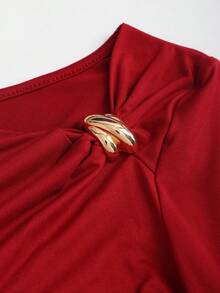 Sweetra 复古美式设计不对称肩部 T 恤，修身修身女式 T 恤，全新秋季系列 - 紅色 - 查看 5