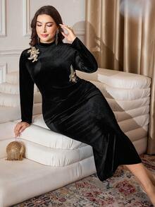 Modelyn Elegant Velvet Applique Decor Long Sleeve Fitted Regular Plus Size Dress, Spring/Autumn - Black - View 7