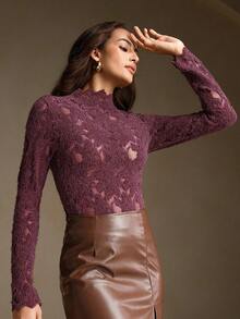 Anewsta Camiseta feminina elegante de manga comprida com detalhes vazados, em cor sólida e tecido elástico. Ideal para outono, inverno, primavera, Ano Novo, festas, casamentos, ocasiões especiais, Dia de Ação de Graças, formaturas e Natal. Perfeita para um look chique, estiloso, casual e confortável.