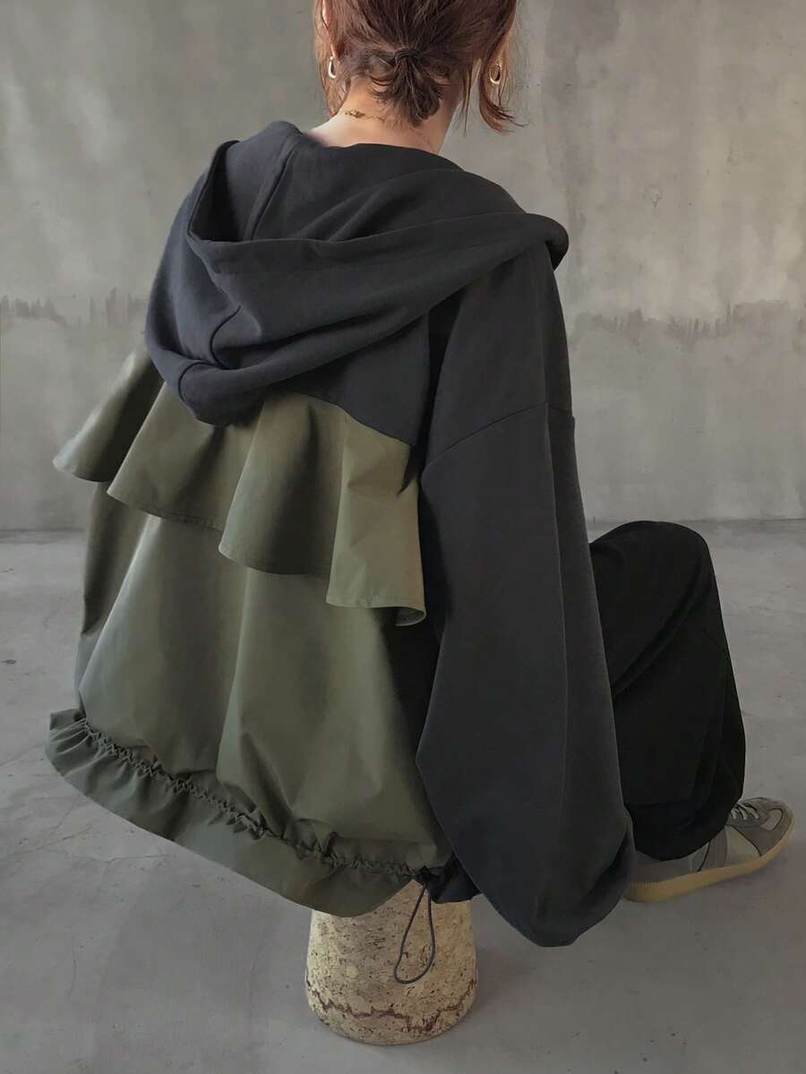 FRIFUL 女士连帽休闲外套，饰有层叠荷叶边和背部设计 - 灰色 - 查看 1