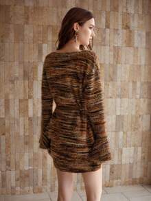 MOTF PREMIUM 太空染色V领喇叭袖蓬松针织上衣 - 棕色 - 查看 4